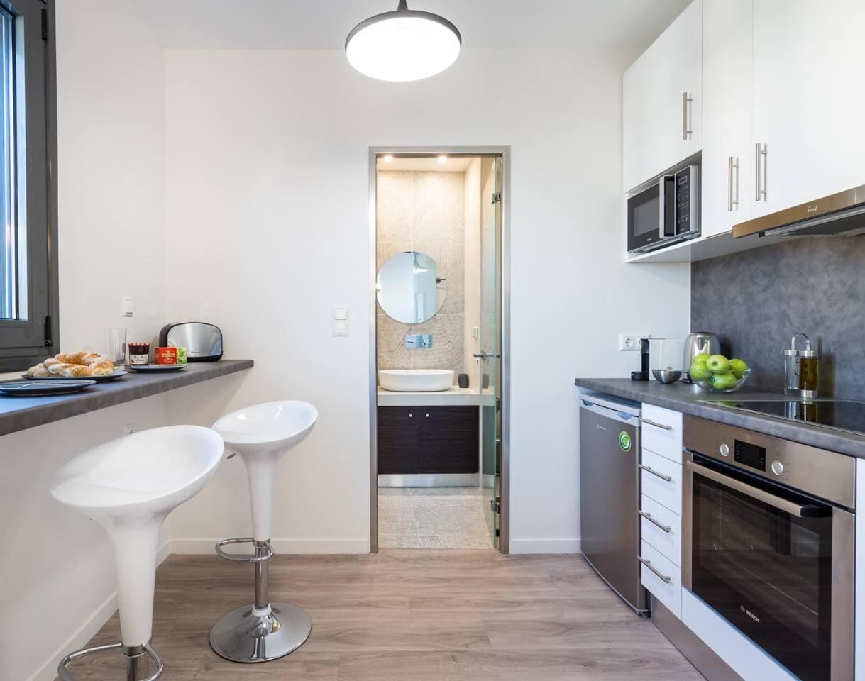 Syntagma Modern New Flat, Large Balcony With View Διαμέρισμα Αθήνα Εξωτερικό φωτογραφία